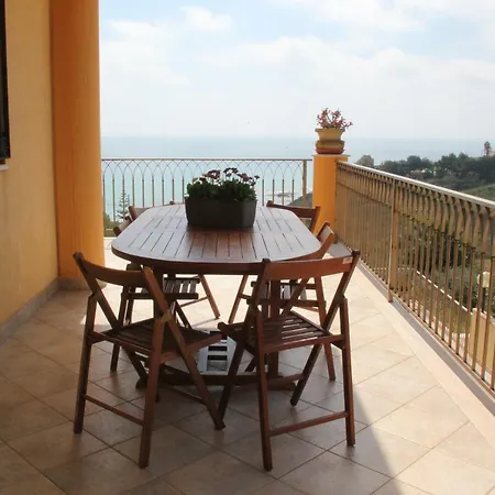 펜션 Villa Sclafani Terrazza Sul Mare *